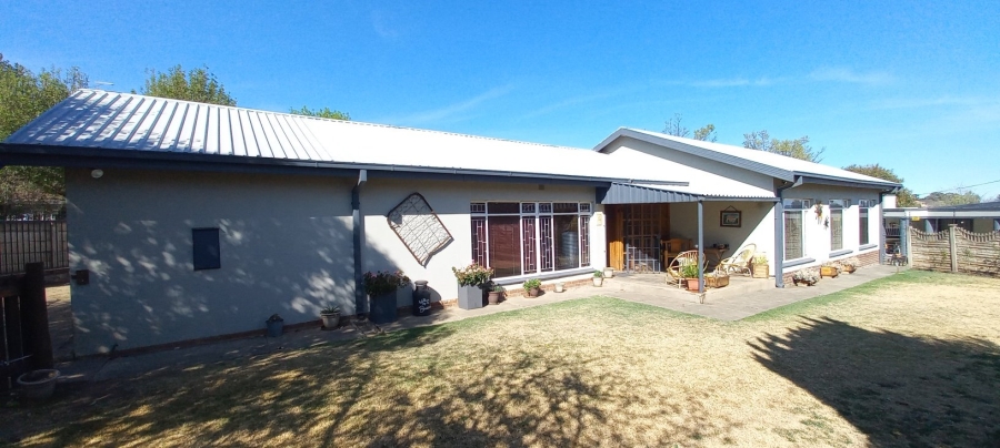 5 Bedroom Property for Sale in Panorama Free State